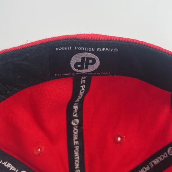 100 ROUNDZ Men’s Red White SnapBack Cap - Picture 5 of 6